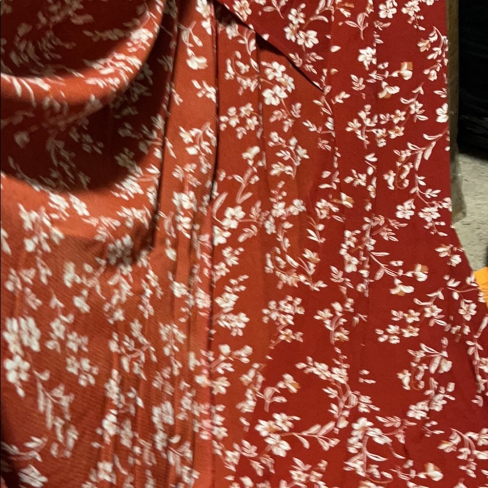 Dress - Picture 3 of 3